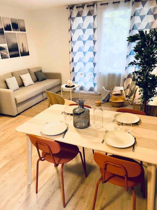 L'Europe -Parking, Calme- Apartman Saint-Etienne  Kültér fotó